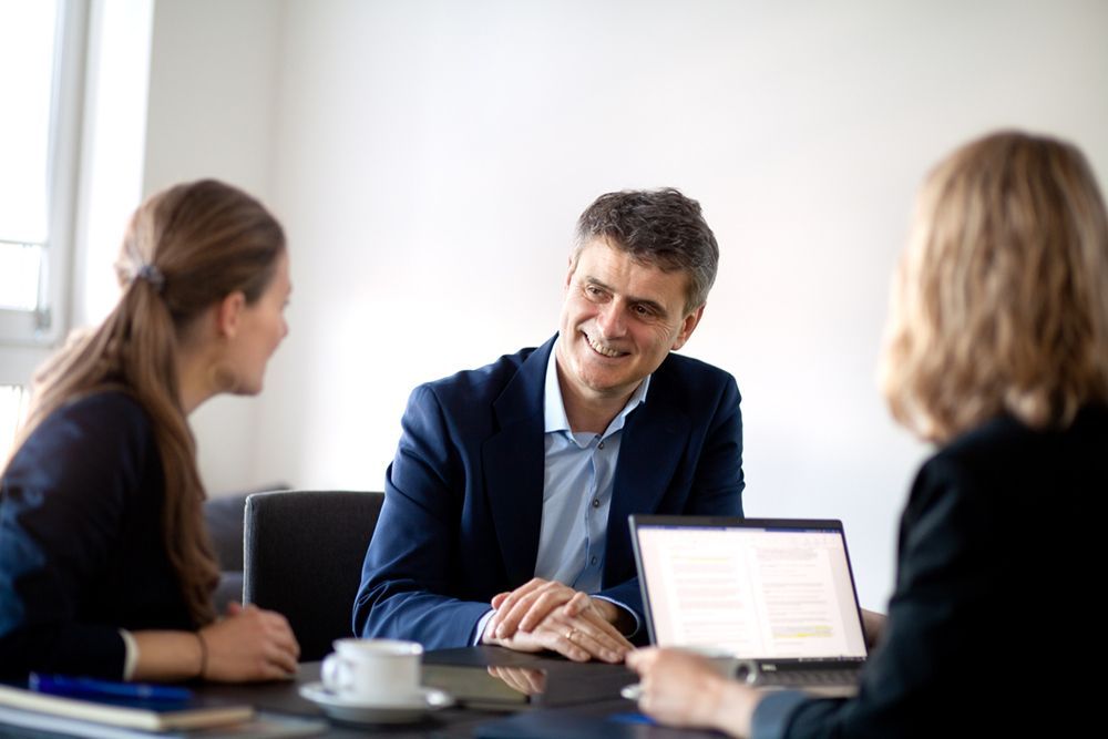 Mit Mitarbeiterfotos im Personalmarketing punkten und mit Recruting Kampagnen mehr Sichtbarkeit erreichen.